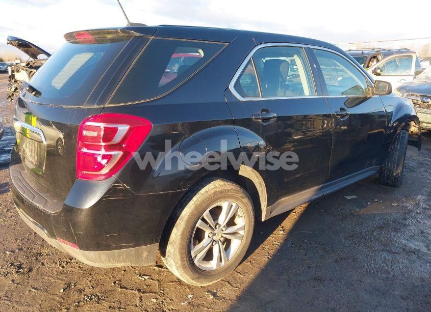 Photo 4 of 2017 Chevrolet Equinox LS (VIN 2GNALBEK8H1516678)