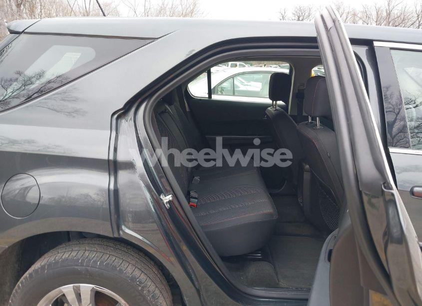 Photo 8 of 2017 Chevrolet Equinox LS (VIN 2GNALBEK8H1531245)