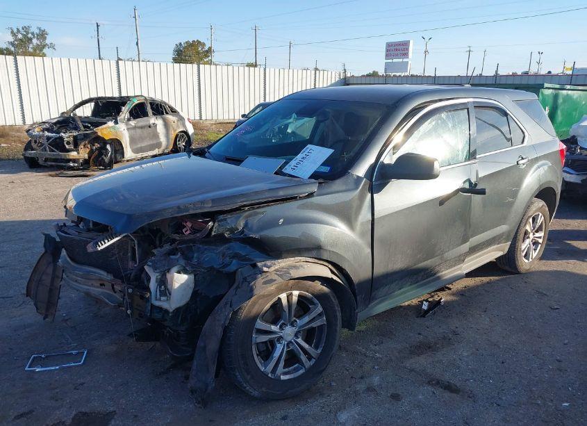 Photo 2 of 2017 Chevrolet Equinox LS (VIN 2GNALBEK8H1533710)