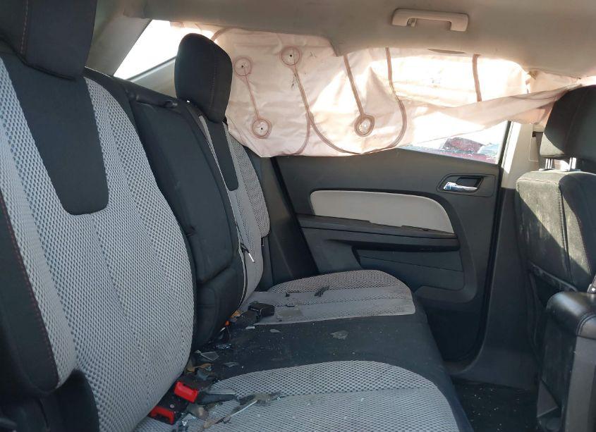 Photo 8 of 2017 Chevrolet Equinox LS (VIN 2GNALBEK8H1533710)