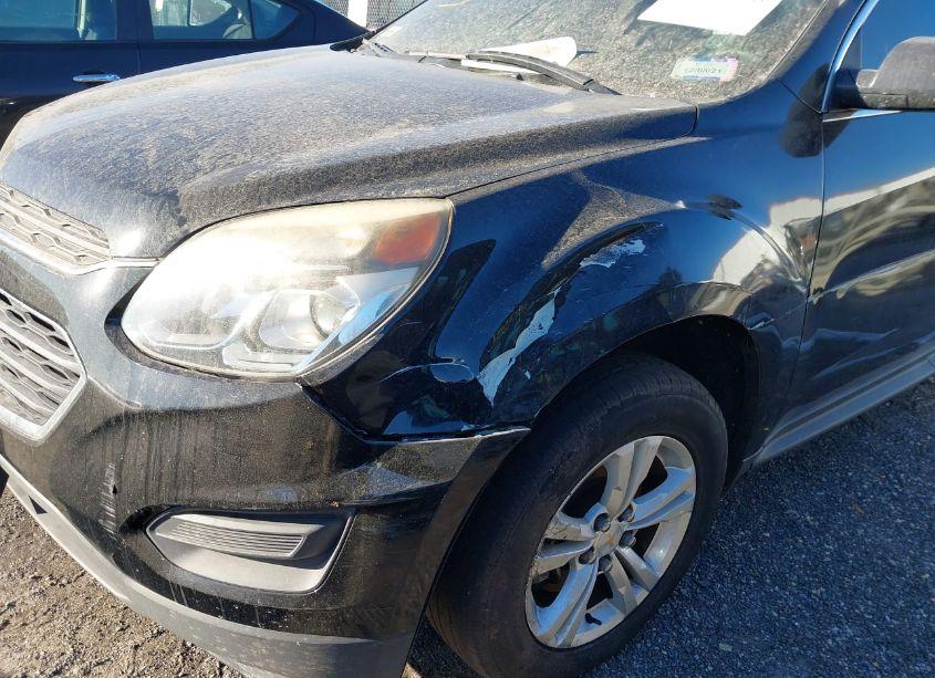 Photo 6 of 2017 Chevrolet Equinox LS (VIN 2GNALBEK8H1537420)