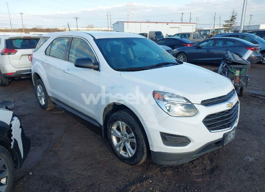 2017 Chevrolet Equinox LS (VIN 2GNALBEK8H1558378) main photo