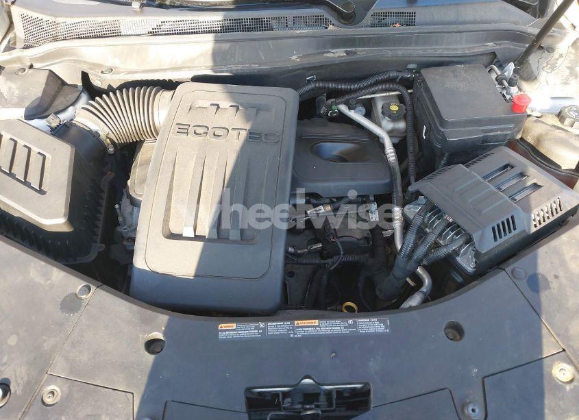 Photo 10 of 2017 Chevrolet Equinox LS (VIN 2GNALBEK8H1558378)