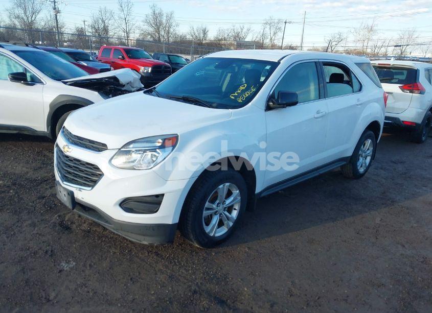 Photo 2 of 2017 Chevrolet Equinox LS (VIN 2GNALBEK8H1558378)