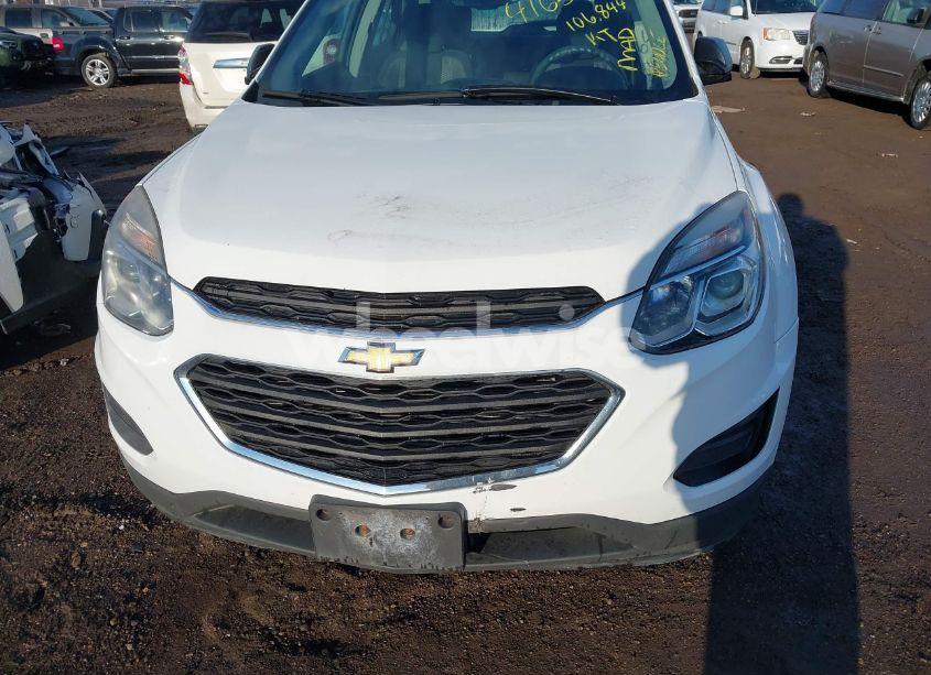 Photo 6 of 2017 Chevrolet Equinox LS (VIN 2GNALBEK8H1558378)