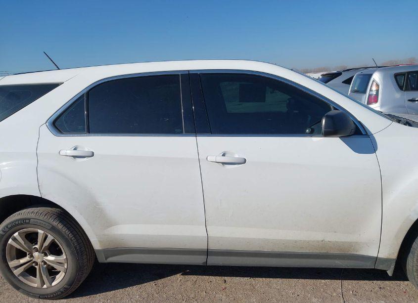 Photo 13 of 2017 Chevrolet Equinox LS (VIN 2GNALBEK8H1560910)