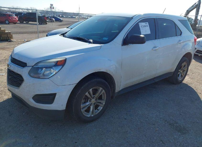 Photo 2 of 2017 Chevrolet Equinox LS (VIN 2GNALBEK8H1560910)