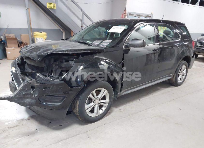 Photo 2 of 2017 Chevrolet Equinox LS (VIN 2GNALBEK8H1570126)