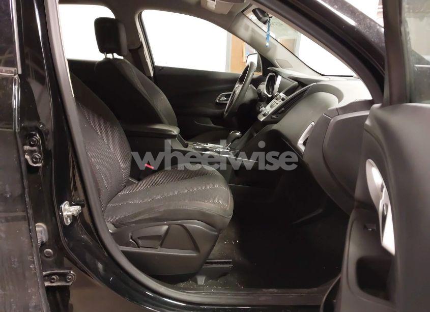 Photo 5 of 2017 Chevrolet Equinox LS (VIN 2GNALBEK8H1570126)