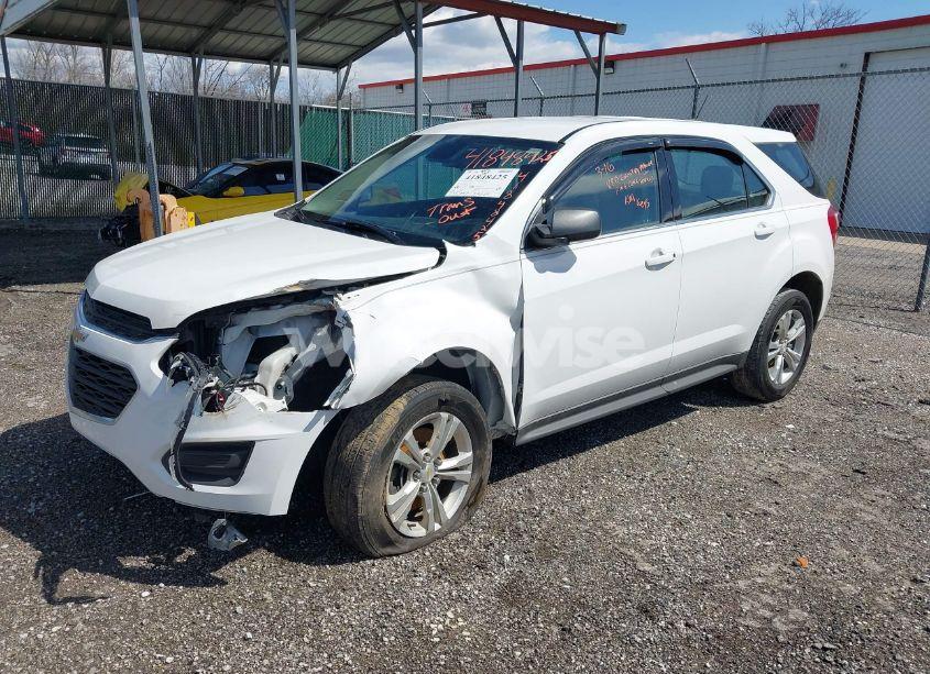 Photo 2 of 2017 Chevrolet Equinox LS (VIN 2GNALBEK8H1593177)