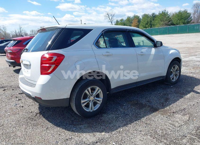 Photo 4 of 2017 Chevrolet Equinox LS (VIN 2GNALBEK8H1593177)