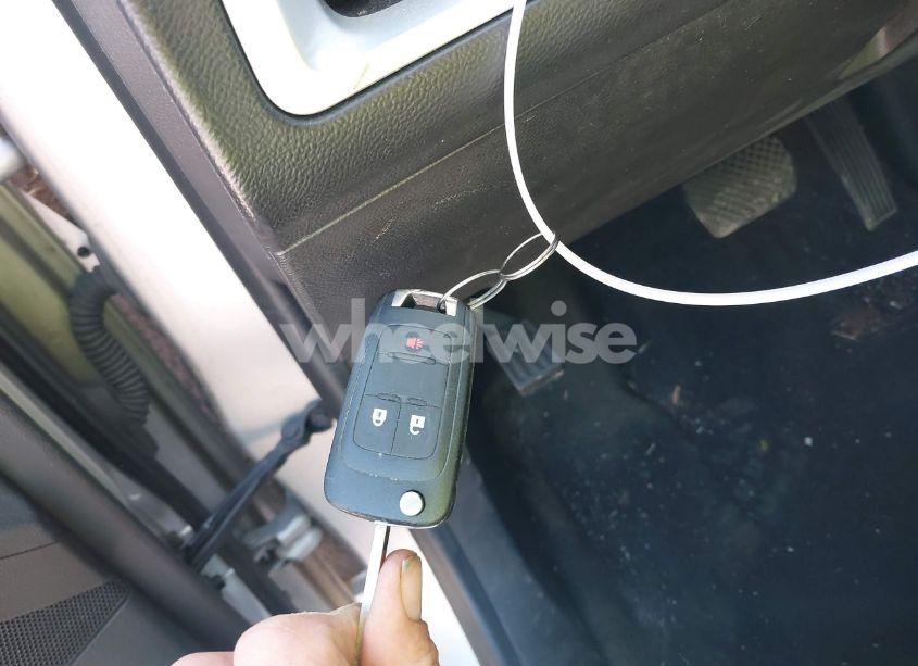 Photo 11 of 2017 Chevrolet Equinox LS (VIN 2GNALBEK8H1603433)