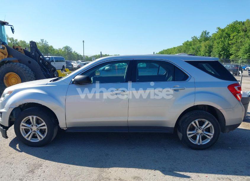 Photo 14 of 2017 Chevrolet Equinox LS (VIN 2GNALBEK8H1603433)
