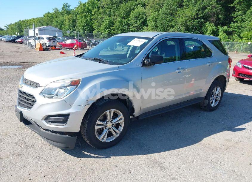 Photo 2 of 2017 Chevrolet Equinox LS (VIN 2GNALBEK8H1603433)