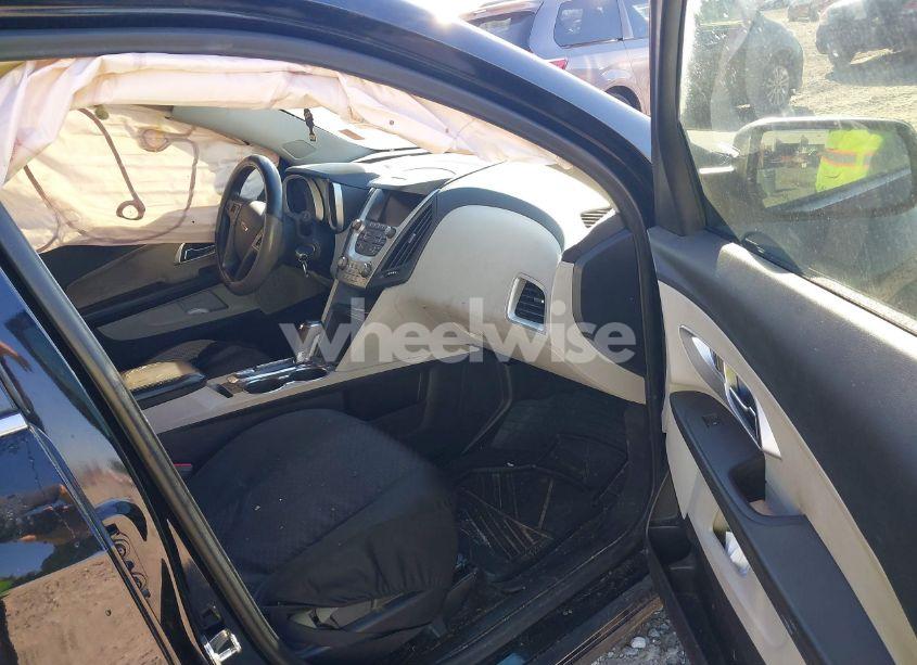 Photo 5 of 2017 Chevrolet Equinox LS (VIN 2GNALBEK8H1603576)