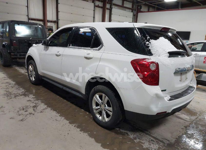 Photo 3 of 2012 Chevrolet Equinox LS (VIN 2GNALBEK9C1143918)