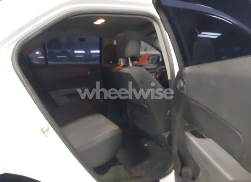 Photo 8 of 2012 Chevrolet Equinox LS (VIN 2GNALBEK9C1143918)