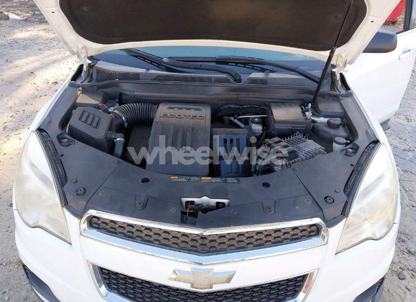 Photo 10 of 2012 Chevrolet Equinox LS (VIN 2GNALBEK9C1186090)