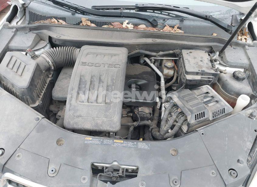 Photo 10 of 2013 Chevrolet Equinox LS (VIN 2GNALBEK9D1270623)