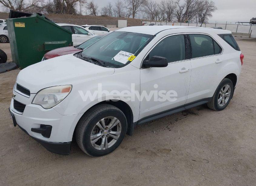 Photo 2 of 2013 Chevrolet Equinox LS (VIN 2GNALBEK9D1270623)
