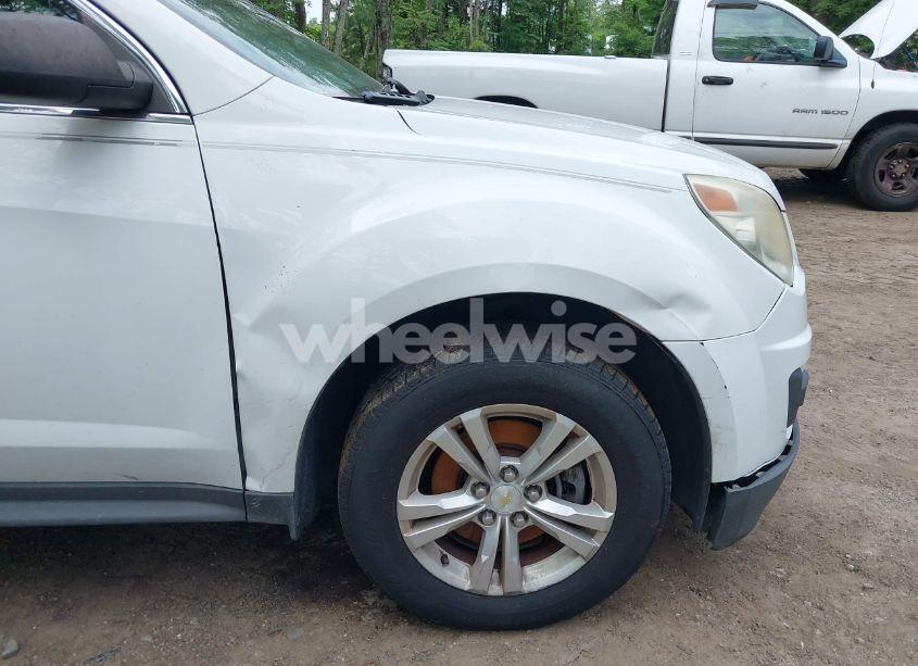 Photo 12 of 2013 Chevrolet Equinox LS (VIN 2GNALBEK9D6119803)