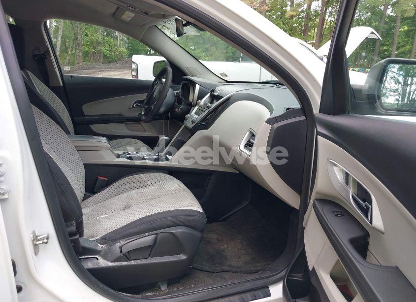 Photo 5 of 2013 Chevrolet Equinox LS (VIN 2GNALBEK9D6119803)