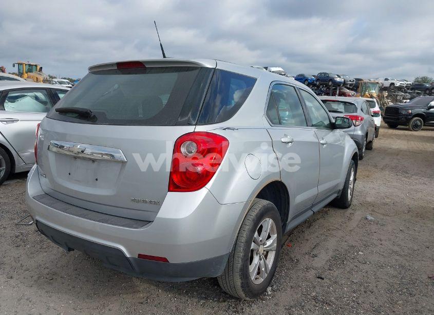 Photo 4 of 2013 Chevrolet Equinox LS (VIN 2GNALBEK9D6131093)