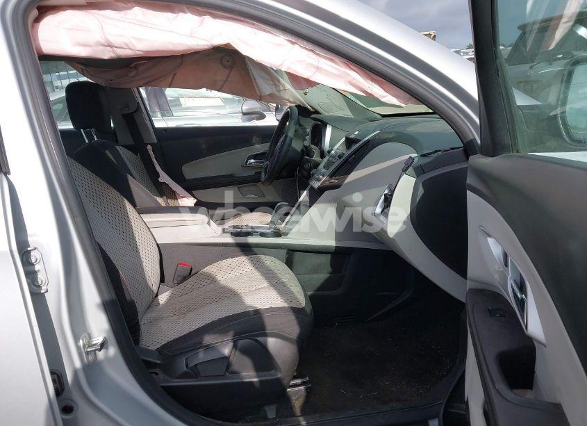 Photo 5 of 2013 Chevrolet Equinox LS (VIN 2GNALBEK9D6131093)