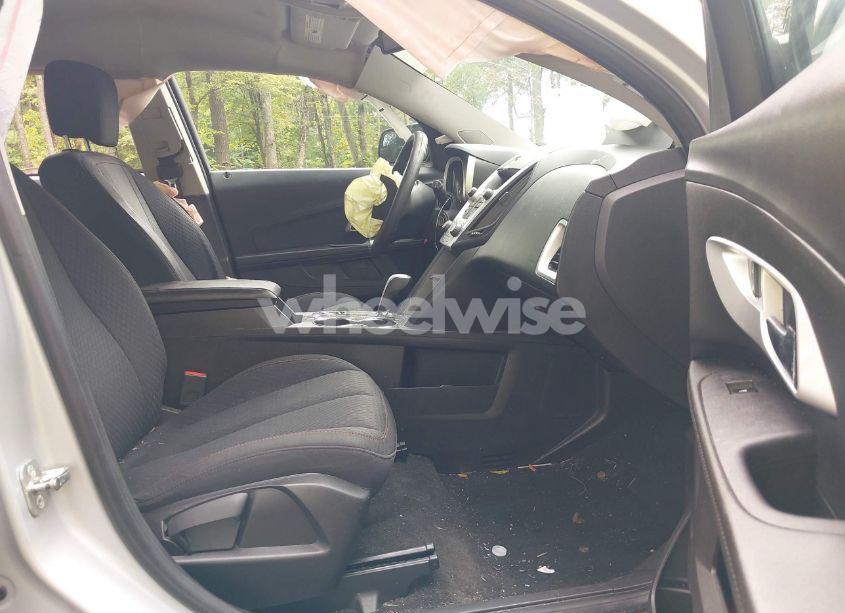 Photo 5 of 2013 Chevrolet Equinox LS (VIN 2GNALBEK9D6265540)