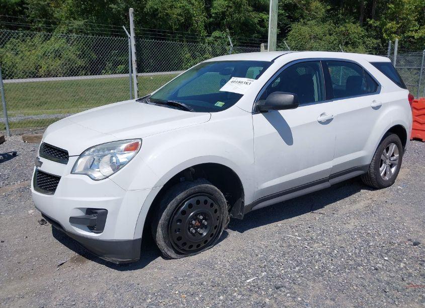 Photo 2 of 2013 Chevrolet Equinox LS (VIN 2GNALBEK9D6322254)