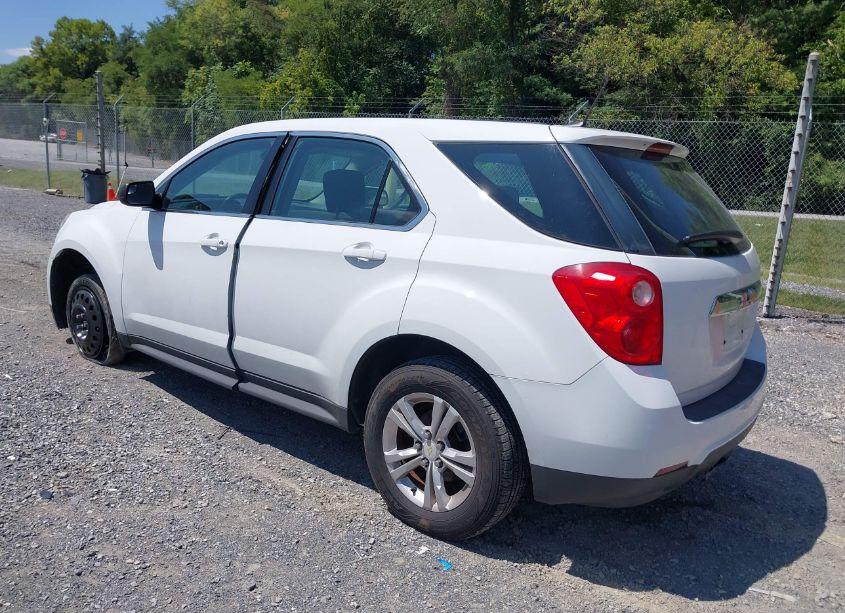 Photo 3 of 2013 Chevrolet Equinox LS (VIN 2GNALBEK9D6322254)