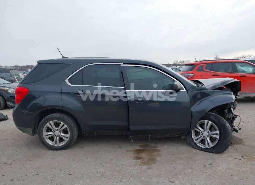 Photo 14 of 2013 Chevrolet Equinox LS (VIN 2GNALBEK9D6335618)