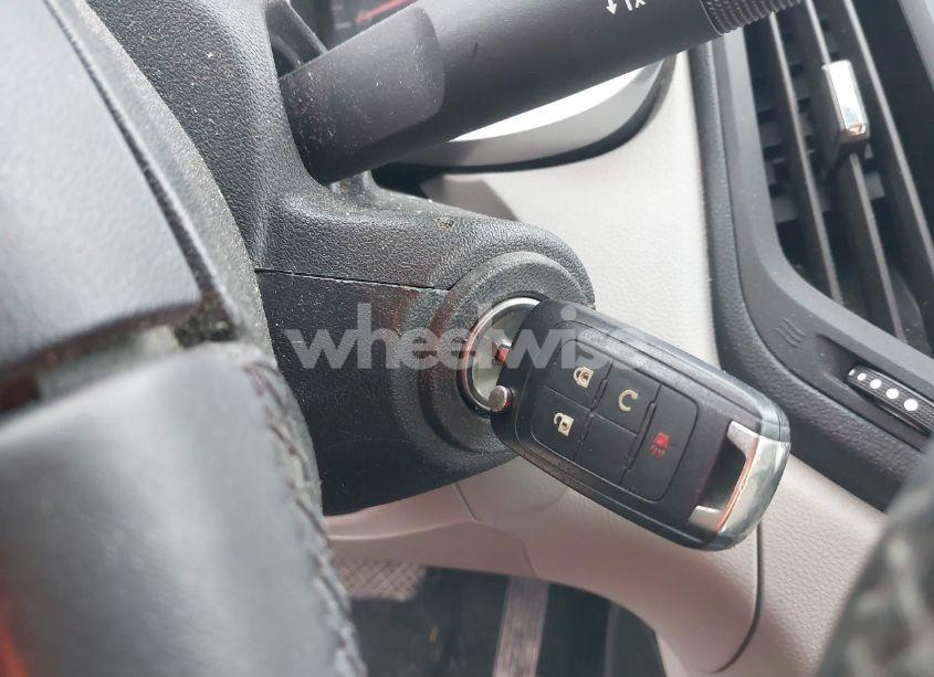 Photo 11 of 2015 Chevrolet Equinox 1LT (VIN 2GNALBEK9F1127674)