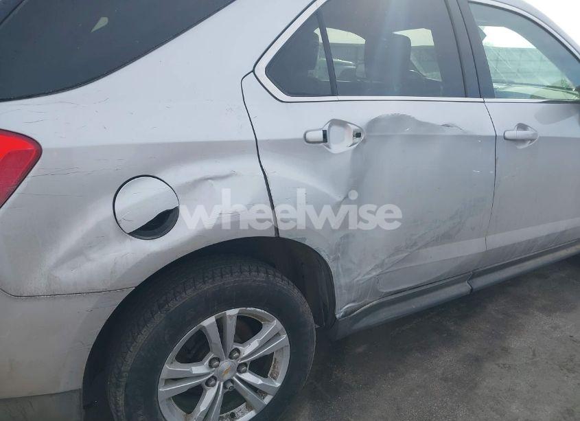 Photo 6 of 2015 Chevrolet Equinox 1LT (VIN 2GNALBEK9F1127674)