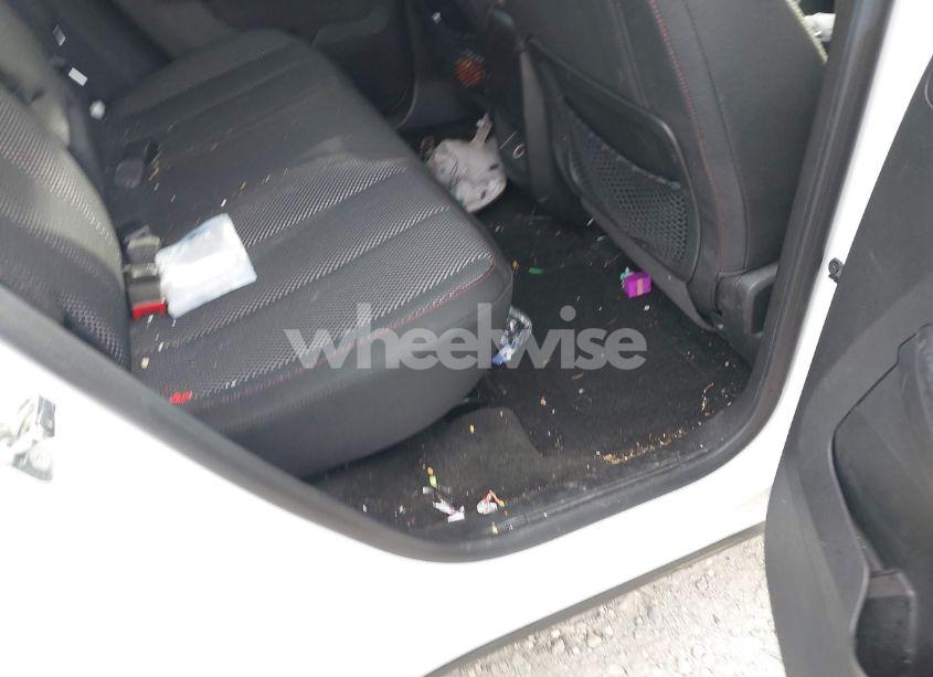 Photo 8 of 2015 Chevrolet Equinox 1LT (VIN 2GNALBEK9F6232959)