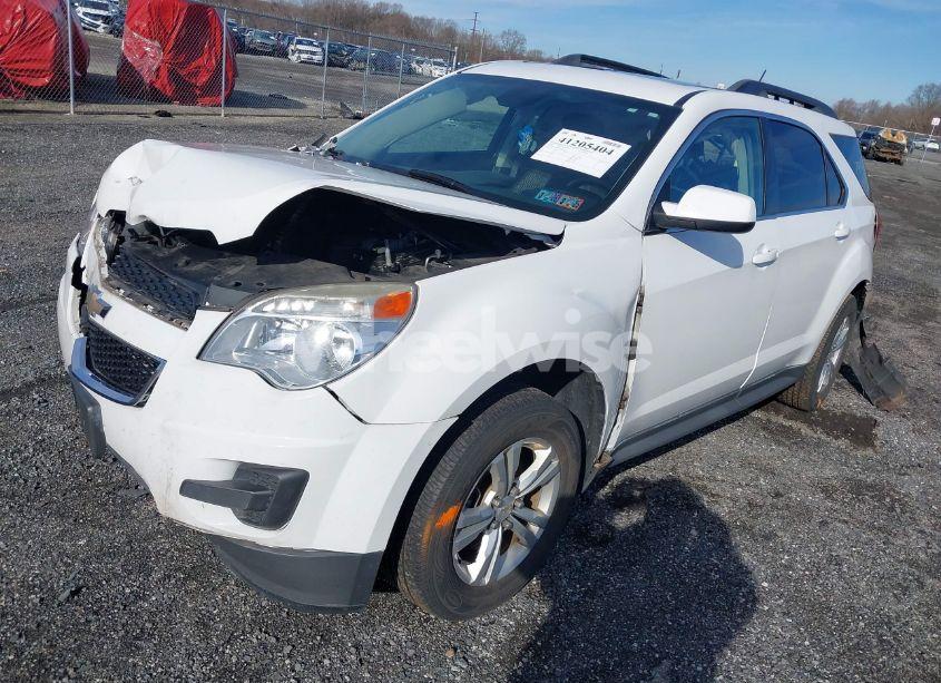 Photo 2 of 2015 Chevrolet Equinox 1LT (VIN 2GNALBEK9F6301648)