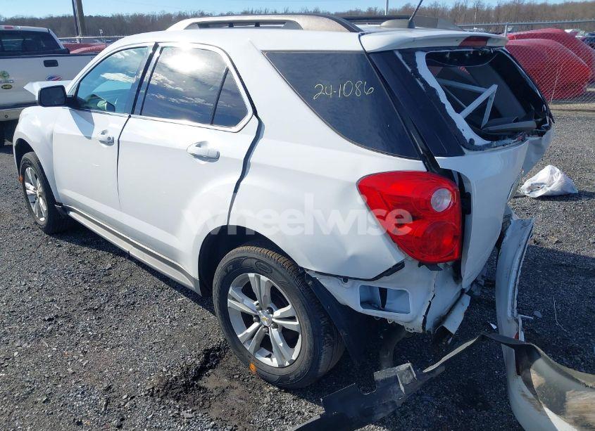 Photo 3 of 2015 Chevrolet Equinox 1LT (VIN 2GNALBEK9F6301648)