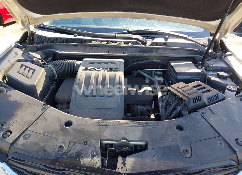 Photo 10 of 2016 Chevrolet Equinox LS (VIN 2GNALBEK9G1179355)