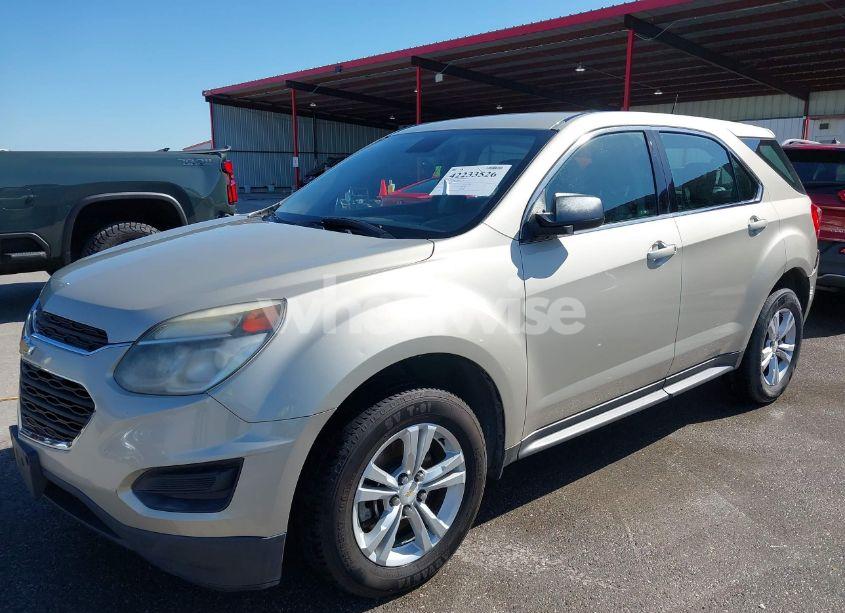 Photo 2 of 2016 Chevrolet Equinox LS (VIN 2GNALBEK9G1179355)