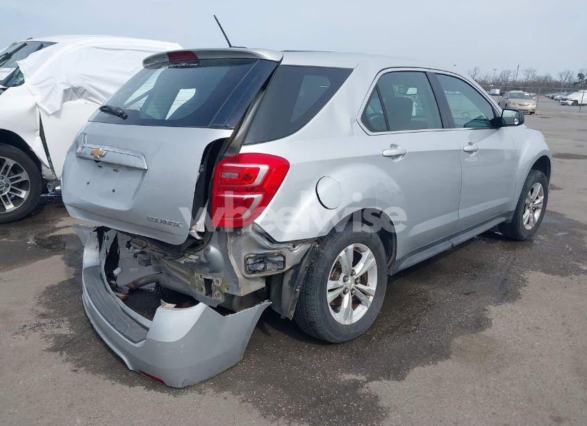 Photo 4 of 2016 Chevrolet Equinox LS (VIN 2GNALBEK9G6204418)