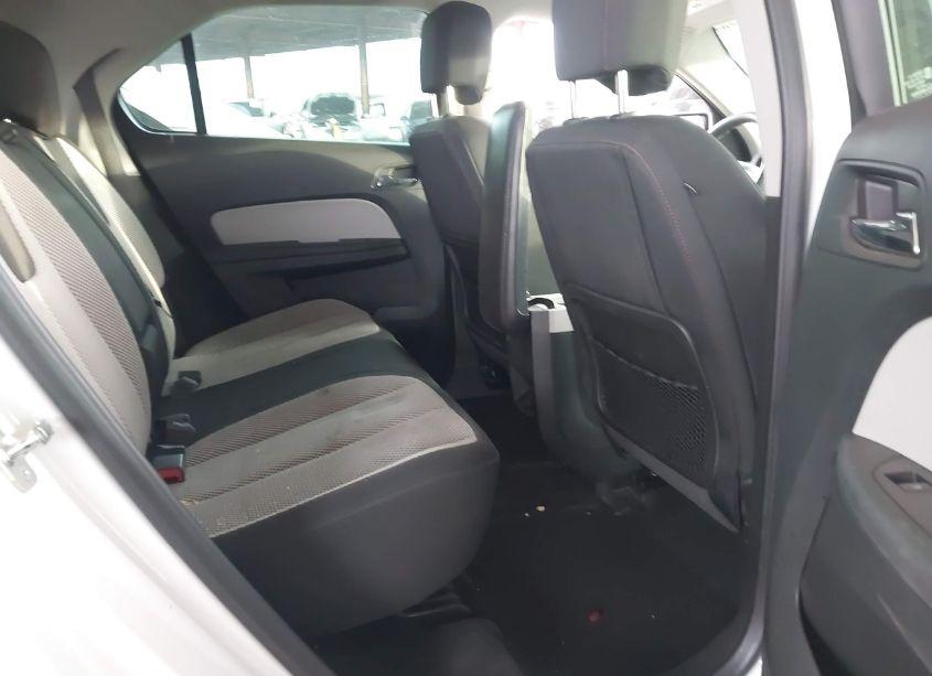 Photo 8 of 2017 Chevrolet Equinox LS (VIN 2GNALBEK9H1533246)