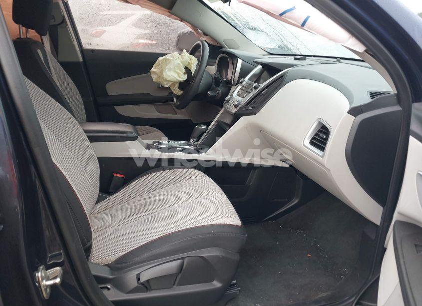 Photo 5 of 2017 Chevrolet Equinox LS (VIN 2GNALBEK9H1537300)