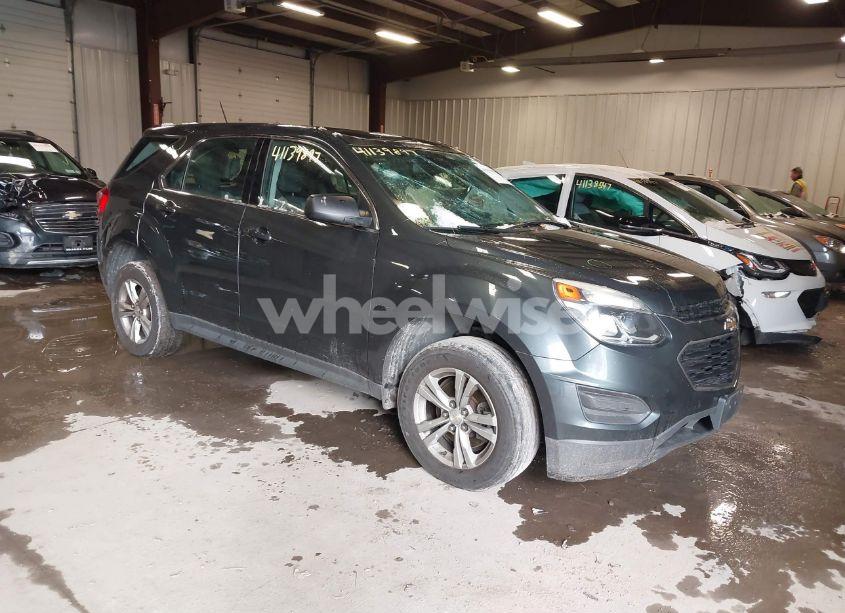 2017 Chevrolet Equinox LS (VIN 2GNALBEK9H1556431) main photo