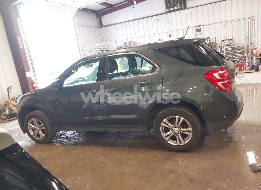 Photo 14 of 2017 Chevrolet Equinox LS (VIN 2GNALBEK9H1556431)