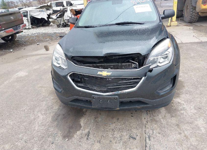 Photo 6 of 2017 Chevrolet Equinox LS (VIN 2GNALBEK9H1568465)