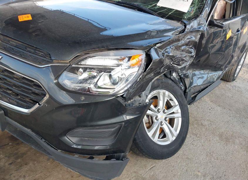 Photo 6 of 2017 Chevrolet Equinox LS (VIN 2GNALBEK9H1573648)