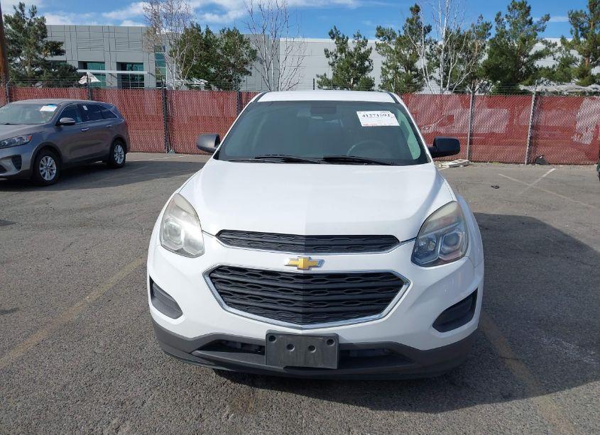 Photo 11 of 2017 Chevrolet Equinox LS (VIN 2GNALBEK9H1604882)