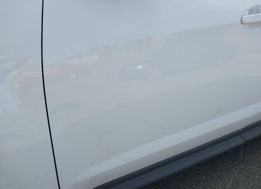 Photo 6 of 2017 Chevrolet Equinox LS (VIN 2GNALBEK9H1604882)