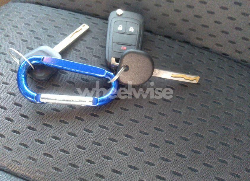 Photo 11 of 2012 Chevrolet Equinox LS (VIN 2GNALBEKXC1204497)