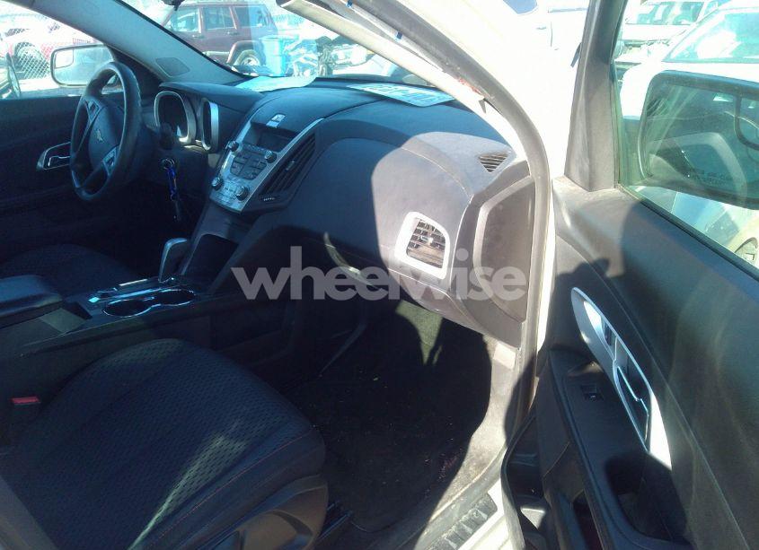 Photo 5 of 2012 Chevrolet Equinox LS (VIN 2GNALBEKXC1204497)